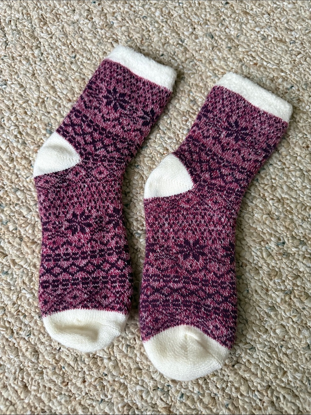 Cozy Marled Pink Patterned Crew Socks - Unbranded